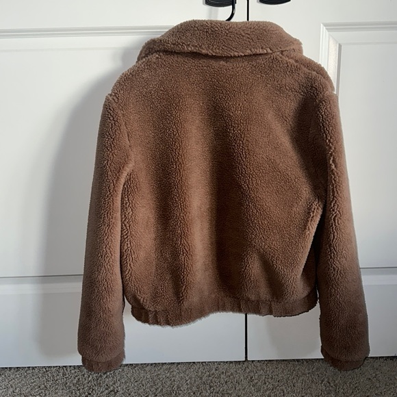Brown Sherpa Jacket, Medium - Picture 5 of 5